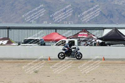 media/Oct-05-2025-CVMA (Sun) [[beeef4f201]]/Race 10-Formula Lightweight Twins Shootout/